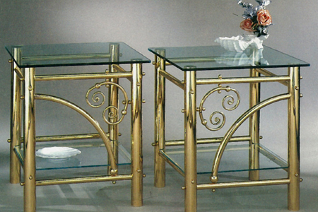 Curvy Brass Side Table for Brass Bed